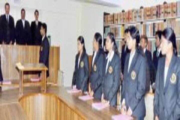 moot-court
